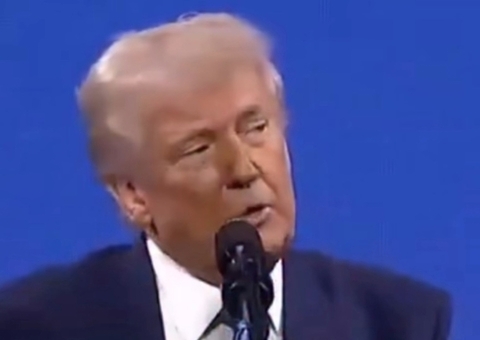 Trump decide suspender ajuda militar à Ucrânia