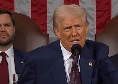 Trump anuncia taxa de 10% para produtos brasileiros