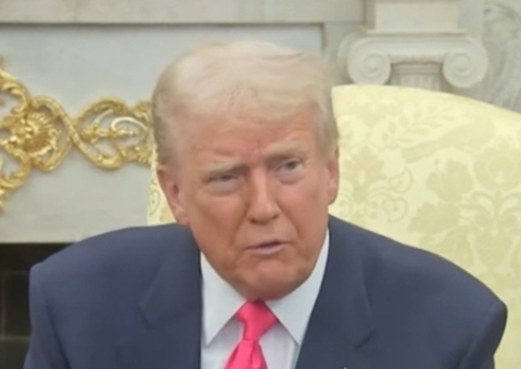 Trump nega querer guerra com China, mas afirma estar pronto para conflito