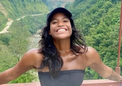 Caso Juliana Marins: polícia confirma causa da morte de jovem que caiu em trilha de vulcão