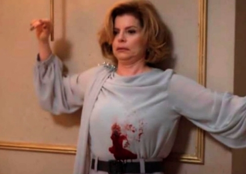 Odete Roitman sobrevive a tiro de Marco Aurélio e deixa o Brasil na nova 'Vale Tudo'