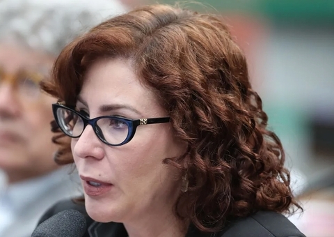 Fim do mandato: Carla Zambelli renuncia ao cargo de deputada federal