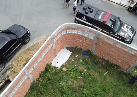 Vítima encontrada nua e com marcas de facadas no Manoa é identificada