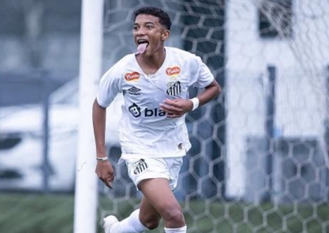 Filho de Robinho é cortado de última hora e viu Santos de camarote