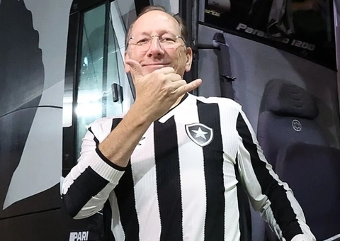 Textor admite atrito em saída de Davide do Botafogo, mas faz elogio