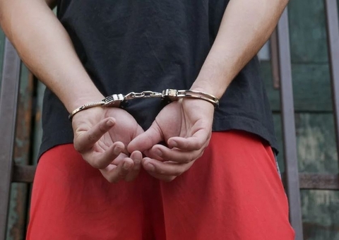 Homem é preso após atirar na boca de jovem ao tentar matá-lo em Manaus