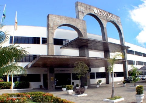 Cotão de R$ 33 mil é aprovado por vereadores de Manaus em votação urgente