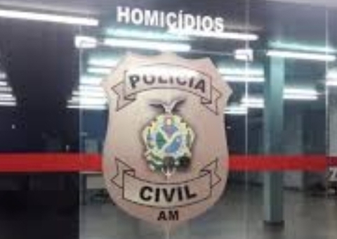 Homem é preso por matar primo com faca cravada no peito em Manaus
