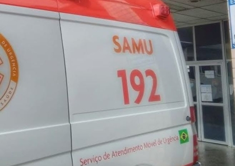 Dupla é baleada por criminosos em motocicleta em Manaus 