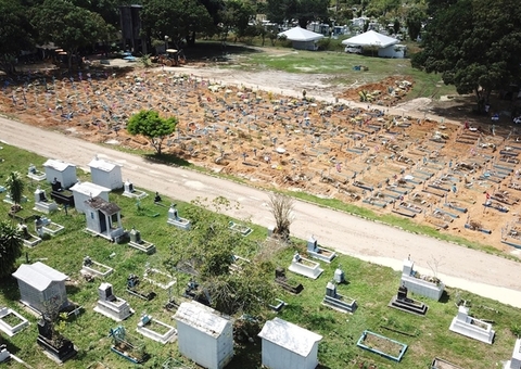 Manaus registra 33 enterros nesta segunda-feira