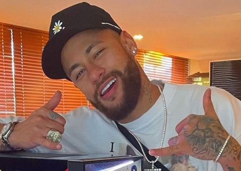 Ex-jogador do PSG diz que Neymar é uma ‘criança mimada’