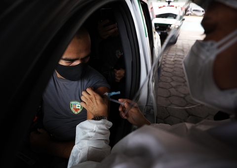 Manaus já vacinou 42% dos profissionais da segurança contra a Covid-19 