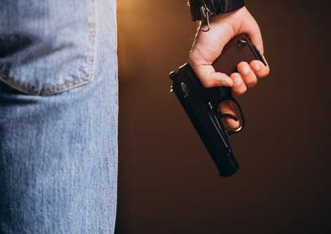 'Cabeça de Ovo' e comparsa são presos por assalto em estacionamento de banco em Manaus