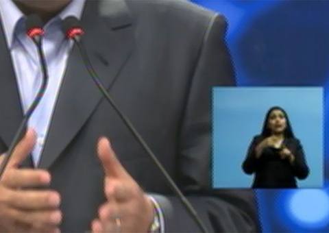 Candidatos podem fazer propaganda eleitoral até 22h deste sábado 