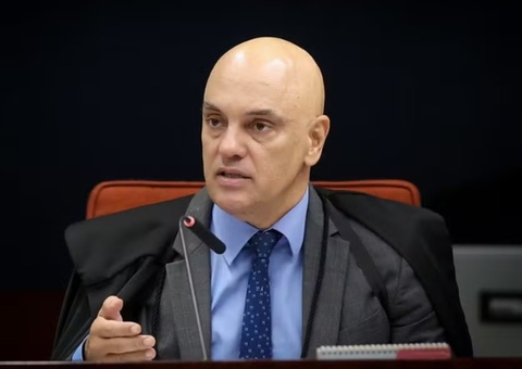 Moraes vota para condenar ex-aliados de Bolsonaro e absolver delegado da PF