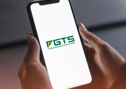 Trabalhadores poderão sacar até R$ 1 mil de contas do FGTS
