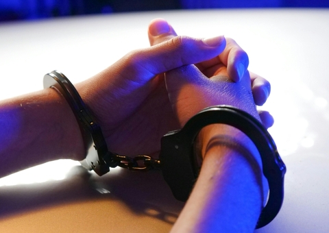 Mãe fere órgão genital do filho de 5 anos como ‘corretivo’ e acaba presa em Humaitá