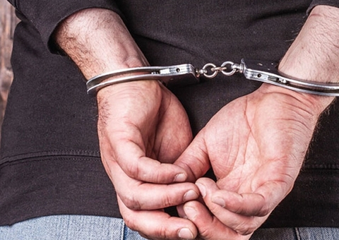 Homem é preso por tentar matar desafeto a terçadadas no Amazonas