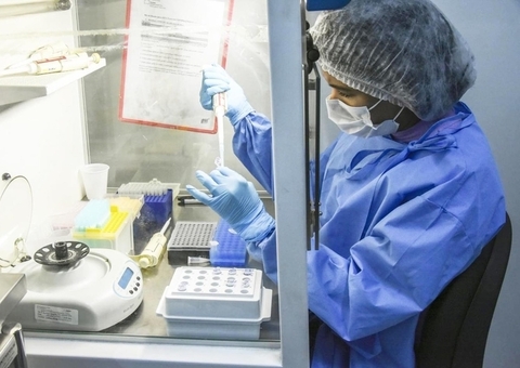 Covid-19: Em meio a alta de casos, empresa prevê 36 mil mortes por dia durante Ano Novo Chinês