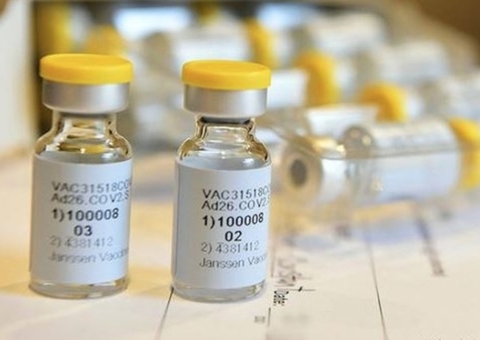Ministério da Saúde negocia antecipar 10 milhões de doses da Janssen 