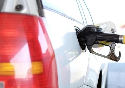 Procon vai fiscalizar preço da gasolina em postos de Manaus