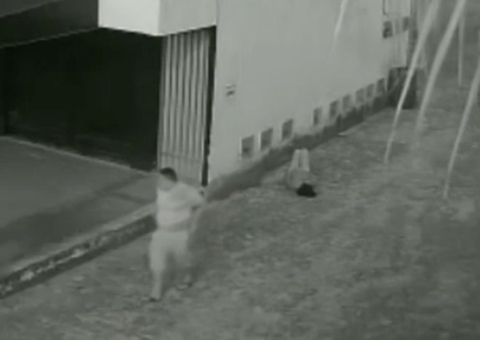 Suspeito de estuprar mulher abandonada bêbada em rua se escondeu na casa de parentes