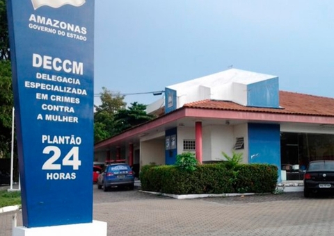 Mulher é estrangulada por homem e escapa da morte após vizinho acionar polícia em Manaus