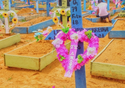 Três cemitérios em Manaus são entregues à população após revitalização