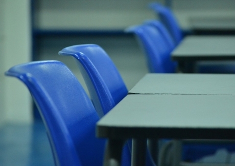 Câmara aprova nova reforma do ensino médio com mais disciplinas tradicionais