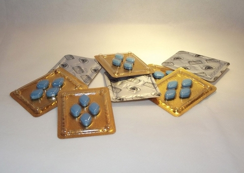 Ministro da Defesa explica compra de 35 mil comprimidos de Viagra pelas Forças Armadas