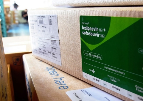 Amazonas recebe mais de 47 mil medicamentos do kits de intubação