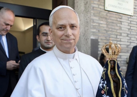 Vaticano rejeita título "corredentora" para Maria e diz que só Jesus salvou o mundo