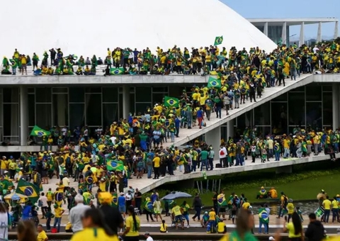 PGR recebe lista de golpistas que depredaram o Congresso