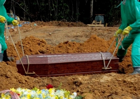 Cemitérios de Manaus registram 37 sepultamentos nesta sexta
