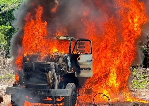 Garimpeiros do AM ameaçam 'meter bala' contra operação da PF e Ibama