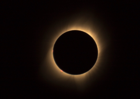 Saiba perigos de observar eclipse solar sem proteção adequada