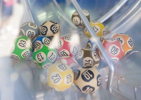 Ninguém acerta na Mega-Sena e prêmio acumula em R$ 6 milhões