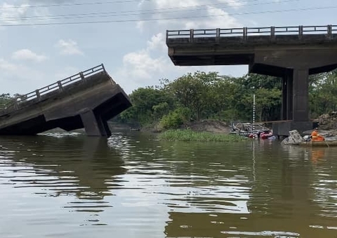 Ponte que desabou e deixou mortos e feridos começa a ser reconstruída na BR-319