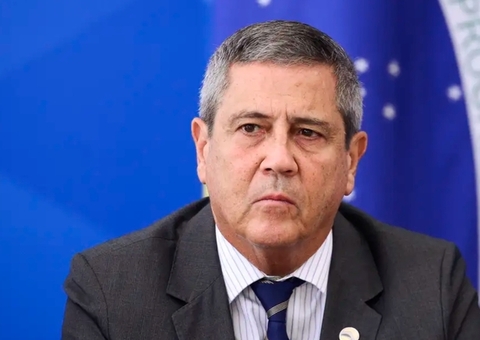 Braga Netto entregou dinheiro em sacola de vinho para plano de matar autoridades, diz Moraes