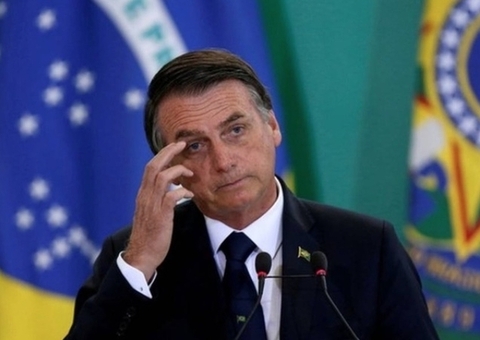 STF forma maioria para manter condenação de 27 anos contra Bolsonaro