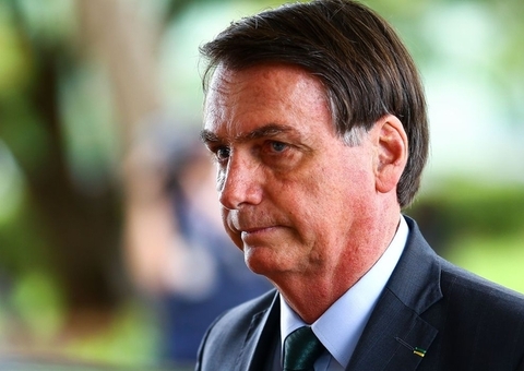 Bolsonaro diz que Queiroga anunciará fim da pandemia até 31 de março: ‘livres da máscara'