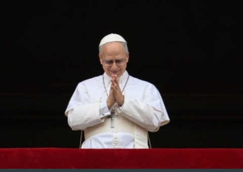 Papa Leão XIV alerta padres sobre uso de IA e redes sociais