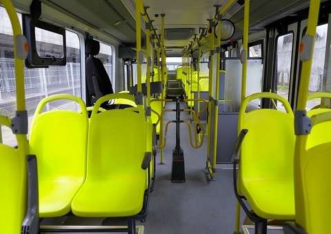 Criminosos armados tocam o terror durante assalto ao ônibus 621 em Manaus