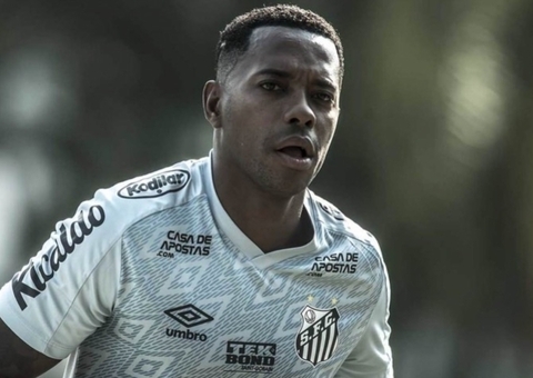 Defesa de Robinho entra com novo recurso no STF contra prisão por estupro