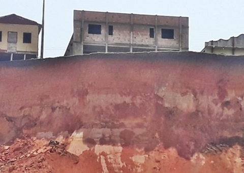 Corpo de adolescente é encontrado após desbarrancamento no Amazonas