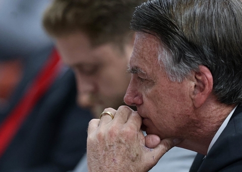 Ex-presidente Bolsonaro pode atingir semiaberto em abril de 2033