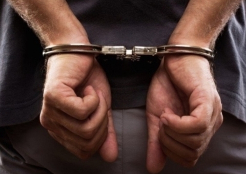 Homem fura ar-condicionado da ex-mulher após não conseguir invadir casa no São José