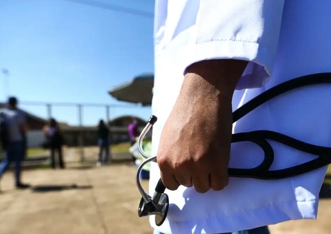 Suspeita de vazamento leva Justiça a suspender Seleção de Residência Médica no Amazonas