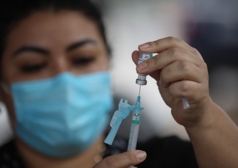 Manaus terá 11 pontos de vacinação contra Covid-19 neste sábado 