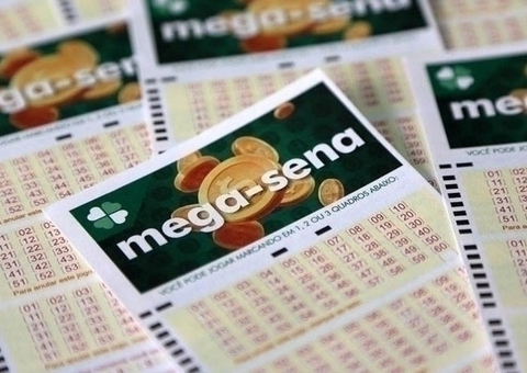 Mega-Sena sorteia R$ 8,8 milhões; confira dezenas